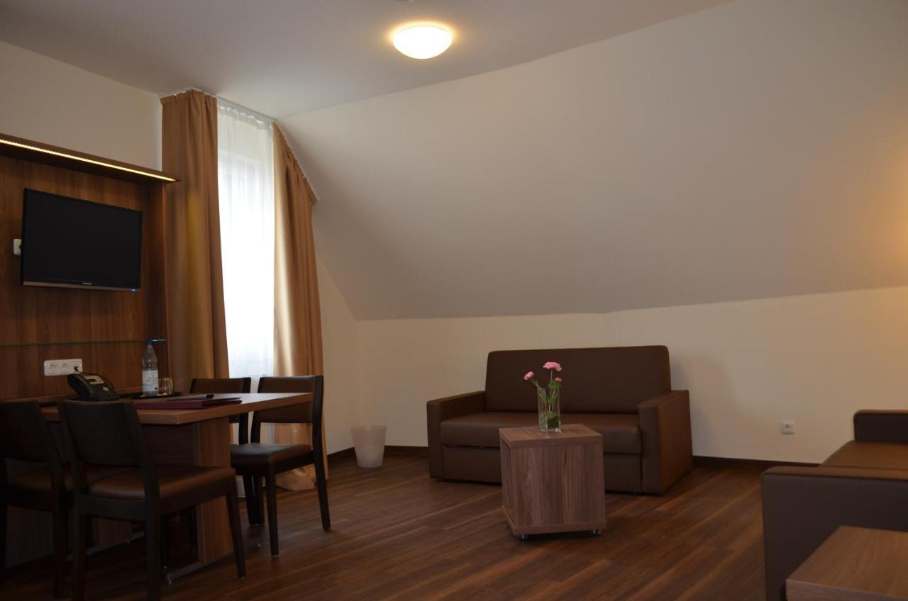 Hotel Isenbuetteler Hof Zewnętrze zdjęcie
