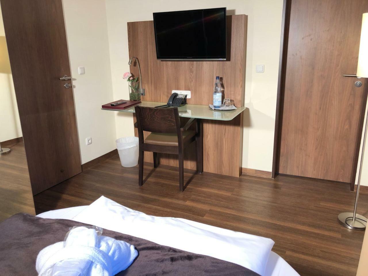 Hotel Isenbuetteler Hof Zewnętrze zdjęcie