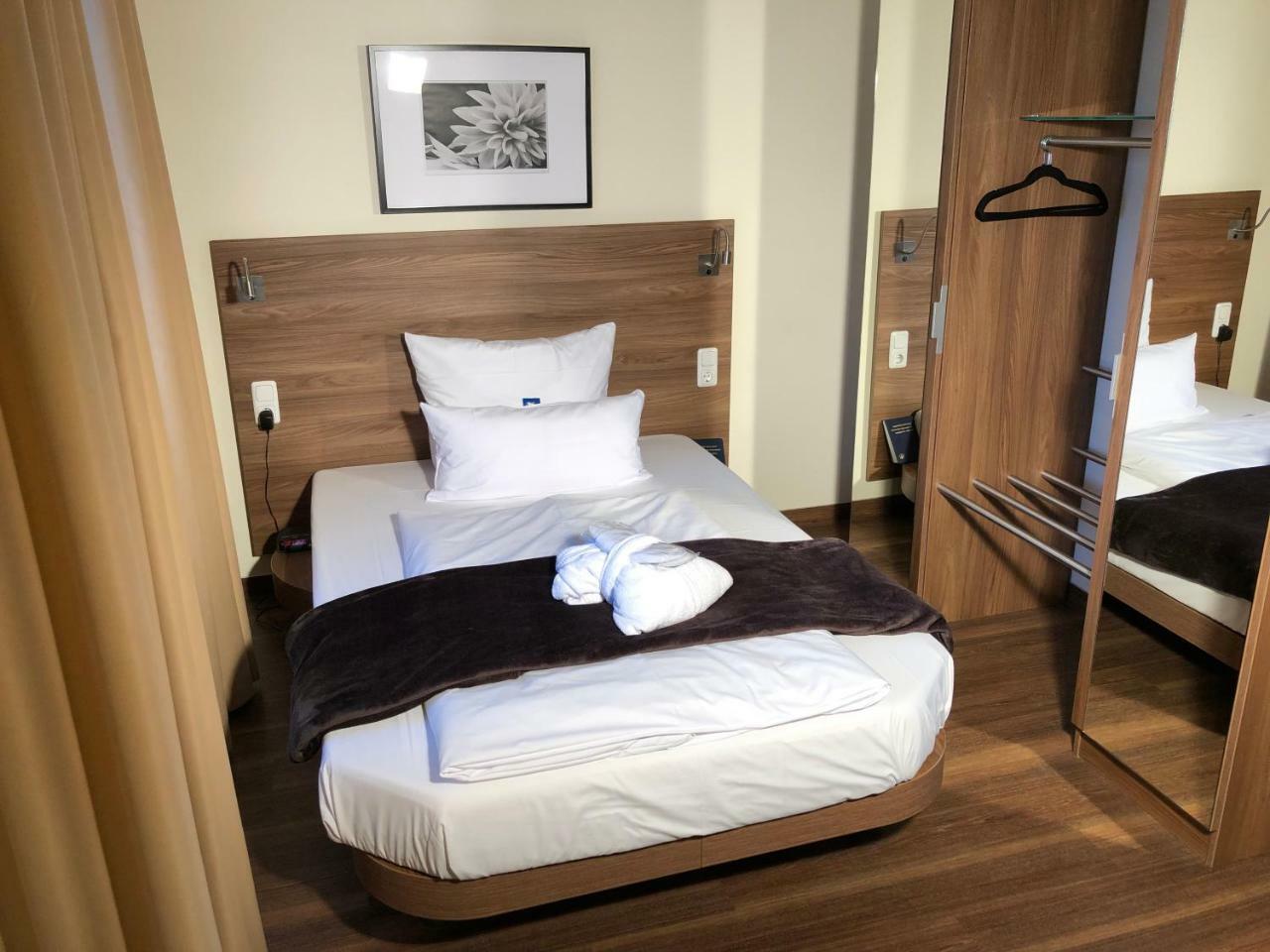 Hotel Isenbuetteler Hof Zewnętrze zdjęcie